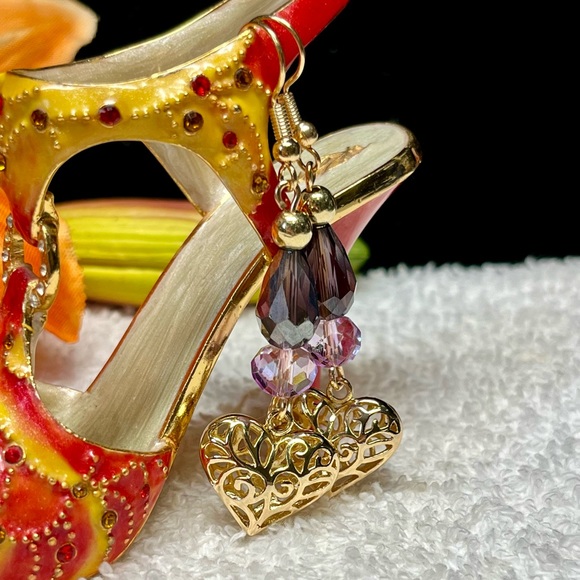 💕Stunning gold hearts with purple and black accented earrings - Picture 8 of 10